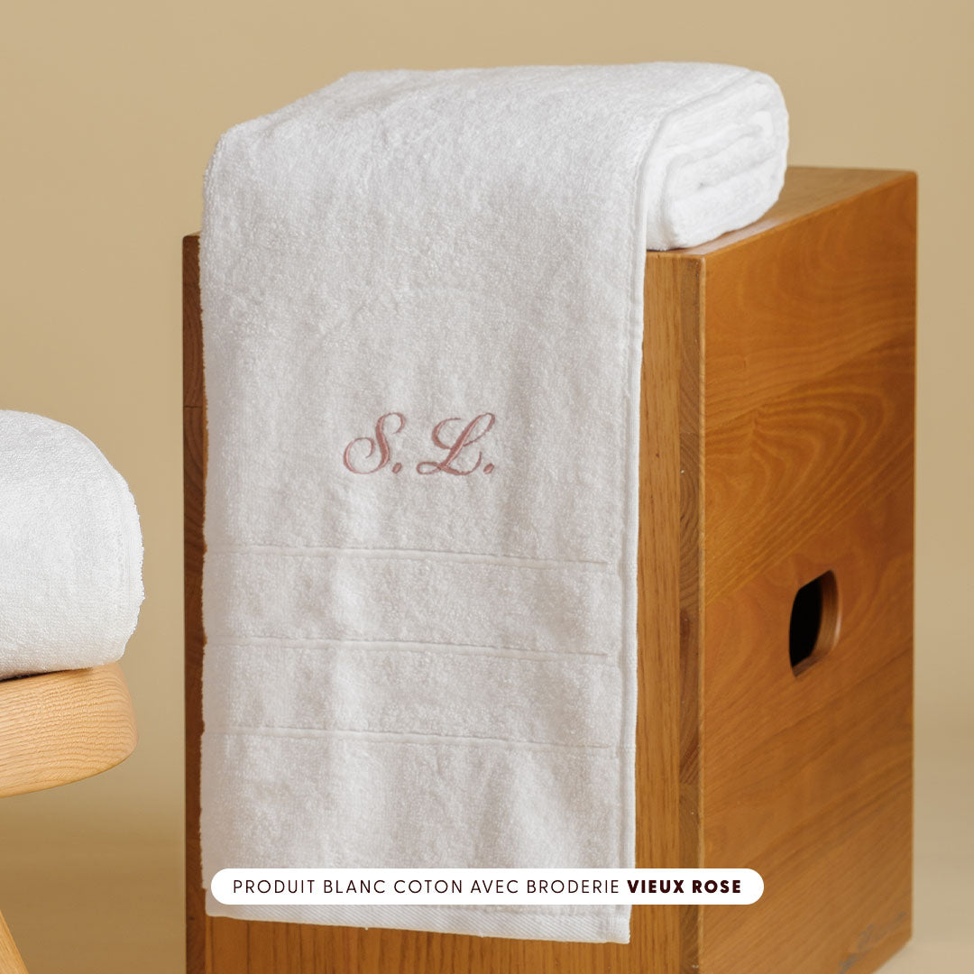 Broderie serviette de bain
 - Dalfilo