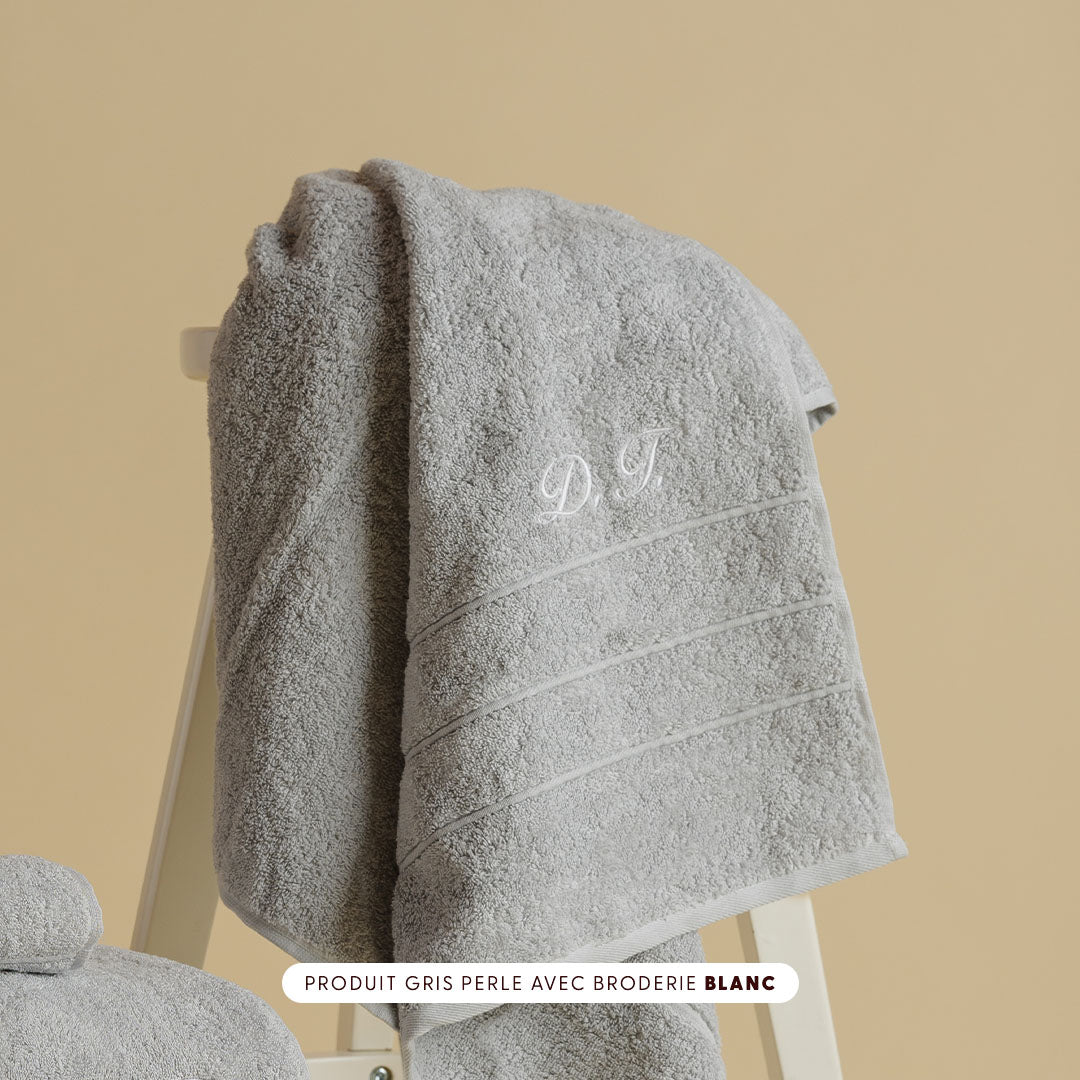 Broderie serviette de bain
 - Dalfilo