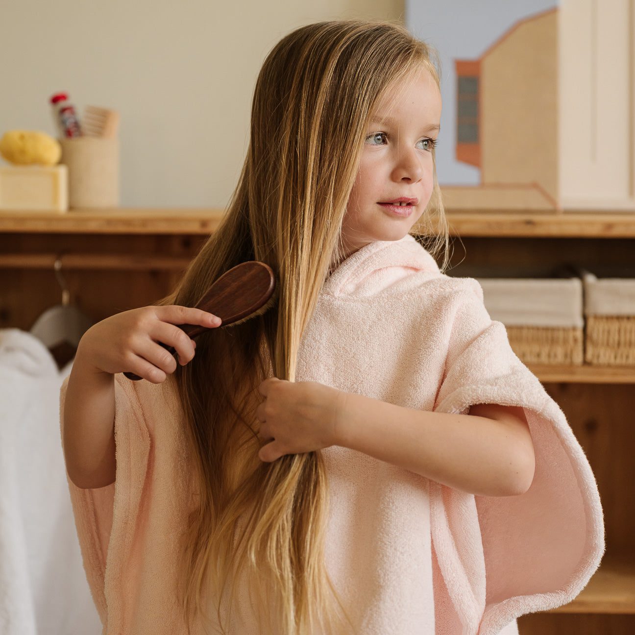 Poncho de bain pour enfant
- Taille unique (2-4 ans)- Rose Cerizier- Coton classique - Dalfilo