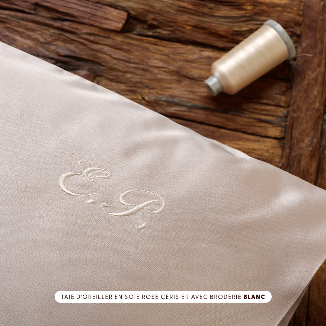 Broderie soie
 - Dalfilo