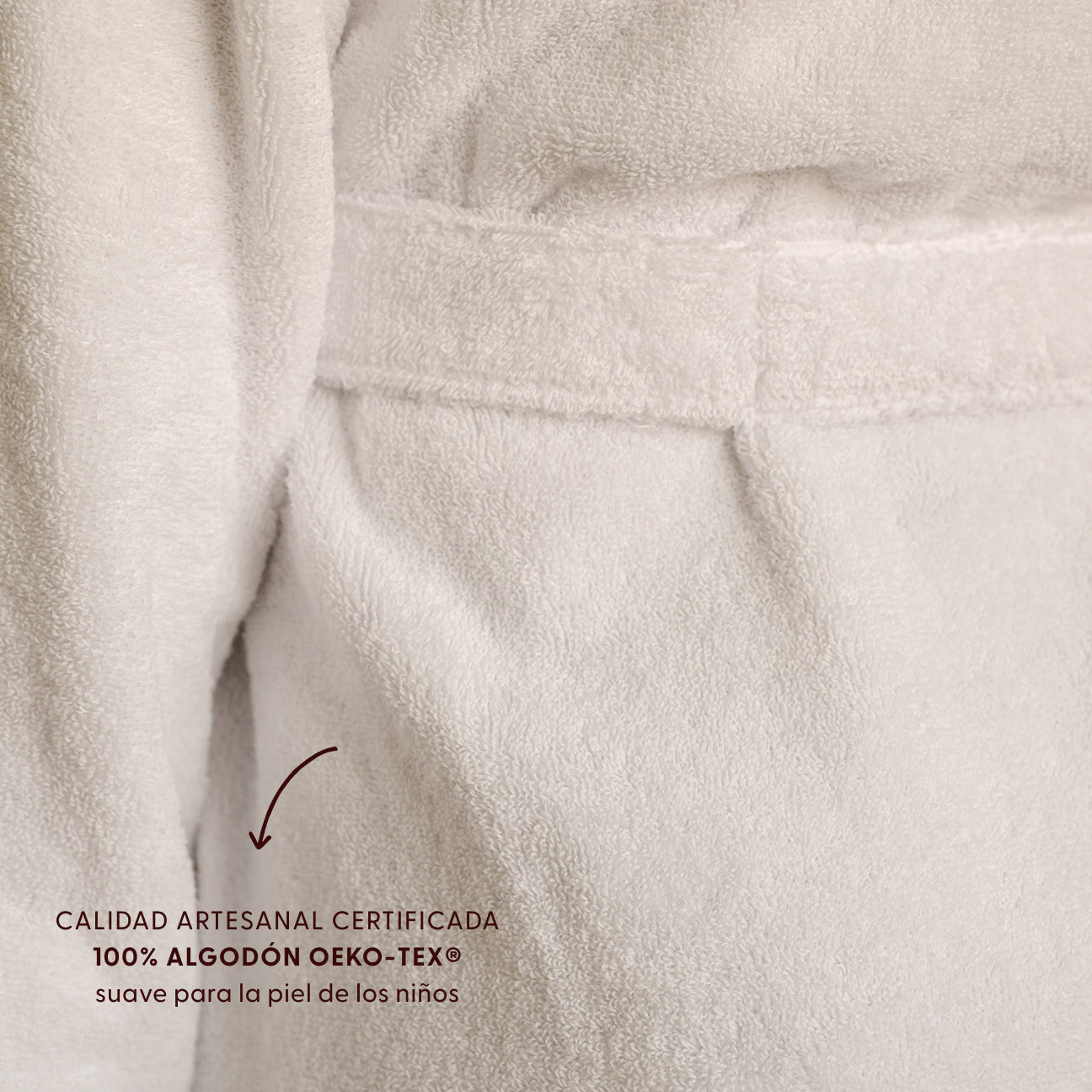 Peignoir enfant à capuche
- 4-6 ans- Blanc- Coton - Dalfilo